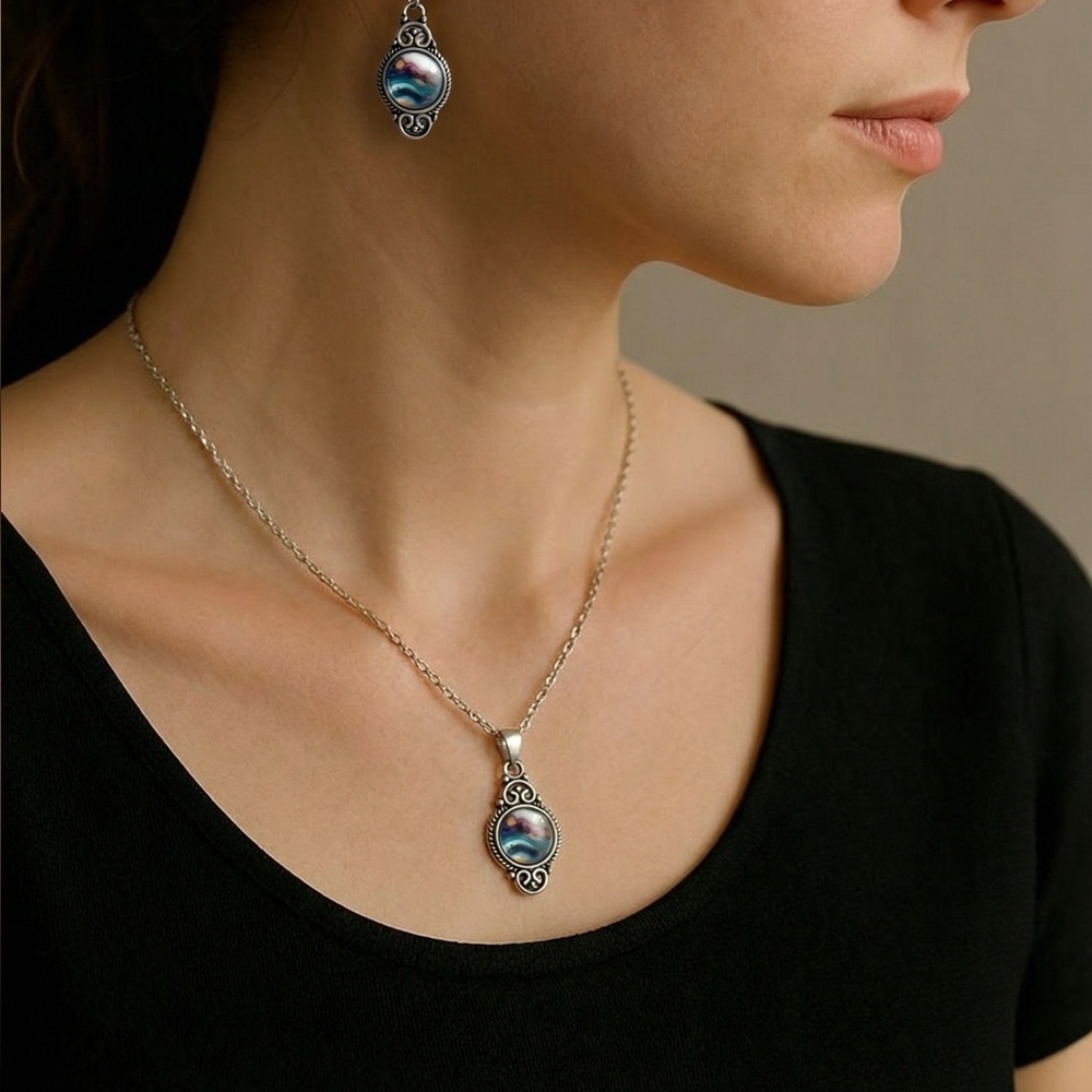 Elegant Silver and Blue Pendant Necklace and Earring Set